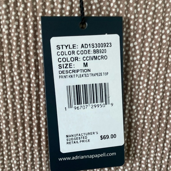 Women’s Adrianna Papell knitted pleated trapeze long sleeve size- medium - Picture 2 of 6